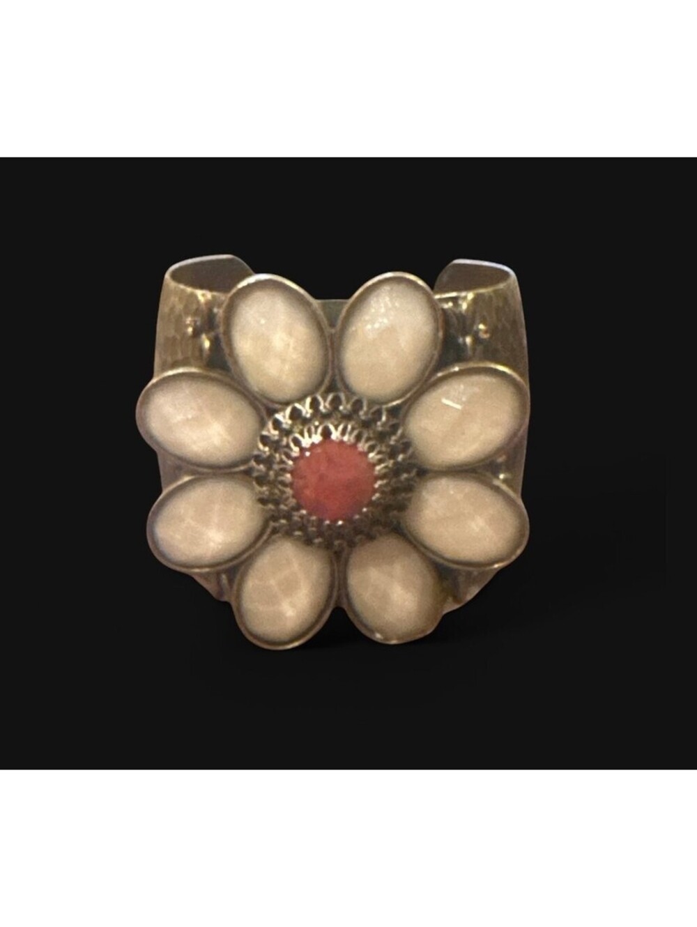 Ollipop Floral Design Cuff Bracelet